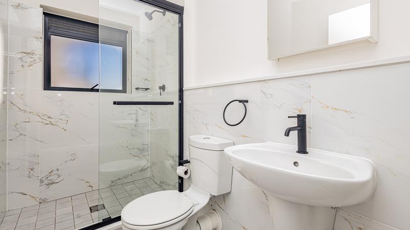 To Let 2 Bedroom Property for Rent in Sandown Western Cape